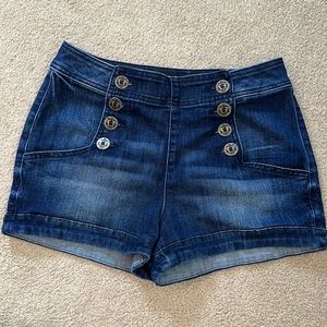 Express Women's Jean Shorts Size 6